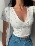 Getadme Summer French retro floral V-neck short-sleeved T-shirt Slim slimming wild high waist T-shirt women's top